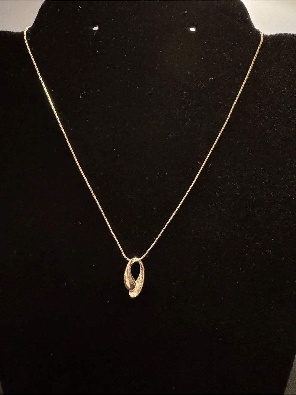 Vintage Monet Silver Textured Pendant Necklace - 16”